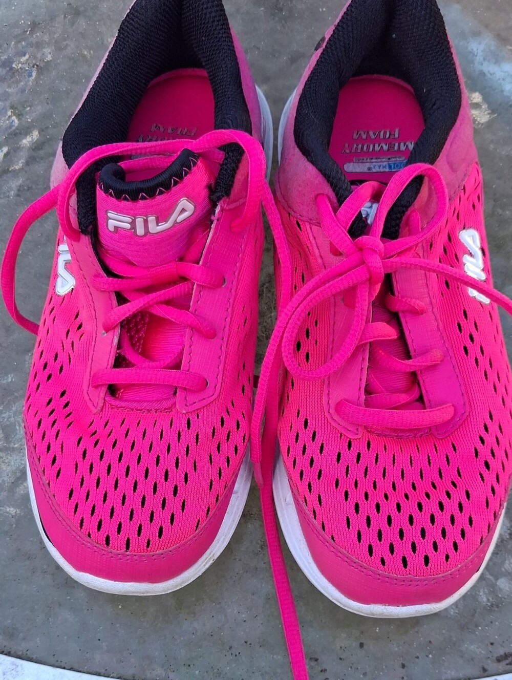 Fila Women Hot Pink Athletic Sneakers - Picture 1 of 6